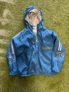Vintage Patrick 90s Big Logo Quilted Lined Nylon Hooded Windbreaker Jacket